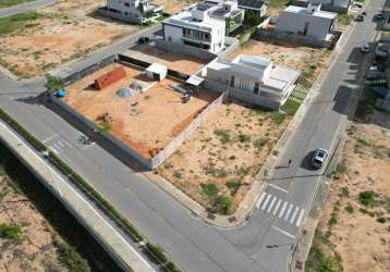 Lote de esquina no condomínio sunset boulevard - 411m2 - pitimbu