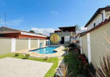 Venda de casa com piscina em boracéia, são sebastião