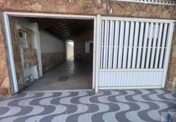 Casa com 3 quartos à venda em guilhermina, praia grande , 172 m2 por r$ 700.000