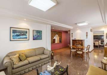 Apartamento de 206 m² no setor oeste