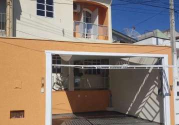 Casa de 293m² de área total com 3 dormitórios sendo 1 suíte no bairro anhangabaú em jundiaí - sp