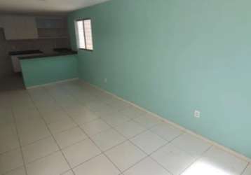 Vendo/financio casa em ótimo estado