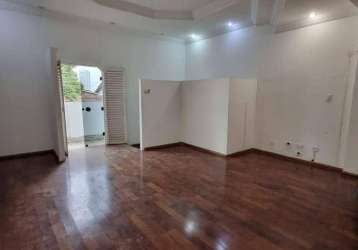 Casa comercial piso superior 130m²