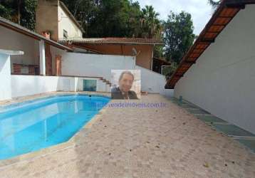 Casa locação e venda, 3 dorm, 1 suíte, piscina, e area gourmet km 36 rt.