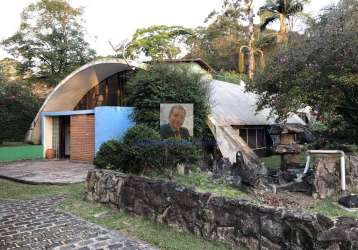 Imóvel oportunidade única: um ícone da arquitetura brasileira à venda!