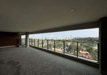 Planta espetacular de 230m2, espaçosa varanda gourmet, super moderno e vista infinita para o verde do morumbi e palácio do governo.