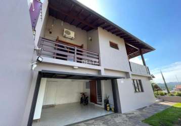 Casa com piscina no bairro rincão dos ilhéus!