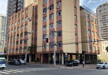 Vendo cobertura de 3 quartos uma suíte setor oeste edifício rio colorado