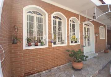 Casa com 4 quartos à venda na lauro bedim, 18, vila marieta, campinas, 150 m2 por r$ 800.000