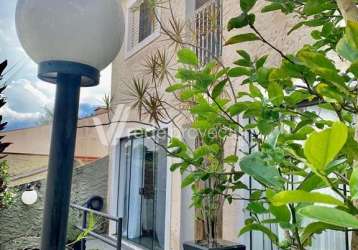 Casa com 3 quartos à venda na rua joão chiavegatto, 213, vila brandina, campinas, 200 m2 por r$ 1.350.000