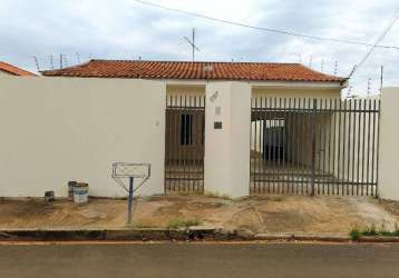 Casa com 3 quartos à venda na rua araguaia, iporã, araçatuba, 157 m2 por r$ 290.000