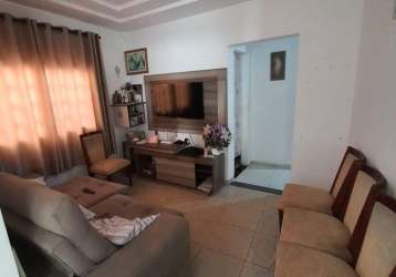 A&m imoveis vende otima casa no condominio vale do sol