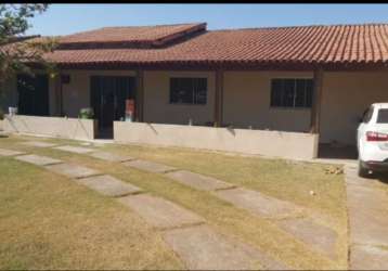 A&m imoveis vende exelente casa com quintal gigante