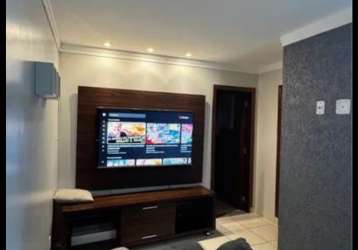 A&m imoveis vende exelente apartamento em condominio fechado