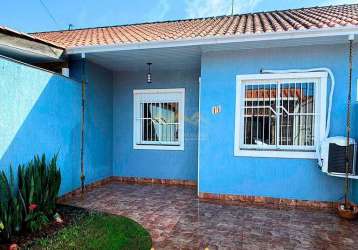 Casa com patio em cachoeirinha