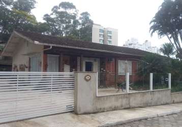 Casa/ sobrado à venda  com 2 quarto(s)