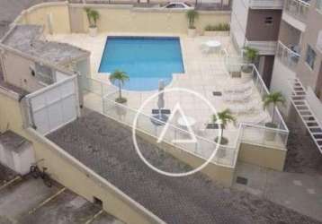 Cobertura com 2 dormitórios à venda, 86 m² por r$ 550.000,00 - residencial camping do bosque - rio das ostras/rj