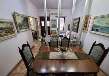 Vendo casa rua barão de ubá. 3 quartos e um terraço maravilhoso com vaga