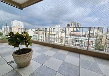 Cobertura a venda na rua haddock lobo, uma quadra do metrô afonso pena. varandão, sala ampla, 2 quartos sendo 1 suíte, banheiro social, cozinha ampla e um belo terraço com vista panorâmica. 1 vaga de 