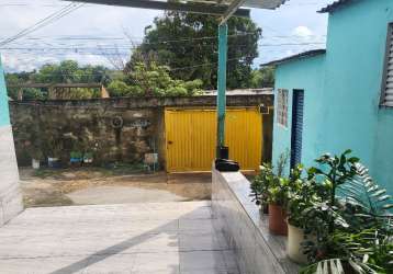 Casa de 3 quartos. mais um barracão no lote de 313 m2.