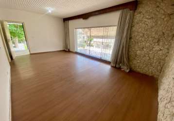 Casa térrea 200m2 no jardim bonfliglioli,3 quartos,2 suítes, 4 vagas