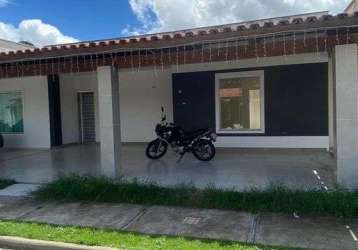 Apartamento com 3 quarto(s) e 3 banheiro(s) para alugar, 200 m² por r$ 3300 / mês