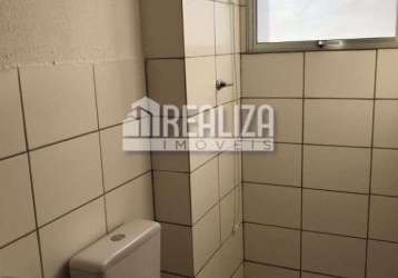 Apartamento com 1 quarto(s) e 1 banheiro(s) para alugar, 50 m² por r$ 1056 / mês