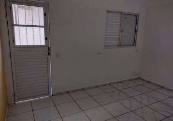 Apartamento com 1 quarto(s) e 1 banheiro(s) para alugar, 20 m² por r$ 800 / mês