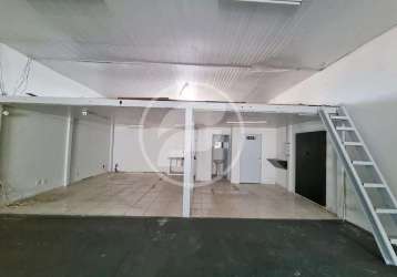 Apartamento com 4 quarto(s) e 4 banheiro(s) para alugar, 245.37 m² por r$ 4000 / mês