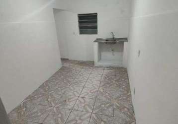 Casa com 1 quarto(s) e 1 banheiro(s) para alugar, 40 m² por r$ 1450 / mês