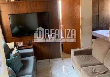 Apartamento com 2 quarto(s) e 1 banheiro(s) para alugar, 40 m² por r$ 865 / mês