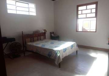 Casa com 3 quarto(s) e 3 banheiro(s) para alugar, 830 m² por r$ 5500 / mês