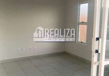 Casa com 2 quarto(s) e 1 banheiro(s) para alugar, 46 m² por r$ 612 / mês