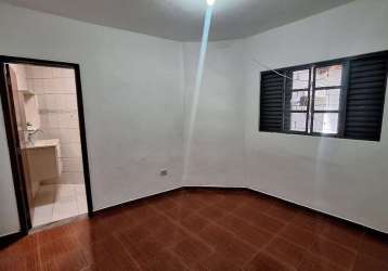 Casa com 2 quarto(s) e 2 banheiro(s) para alugar, 60 m² por r$ 1450 / mês