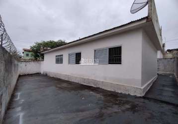 Casa com 3 quarto(s) e 2 banheiro(s) para alugar, 110 m² por r$ 1890 / mês