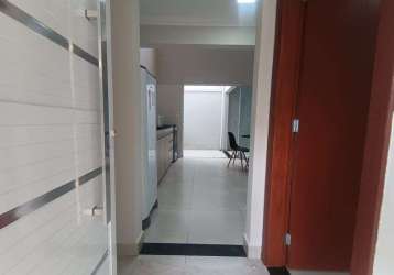 Apartamento com 1 quarto(s) e 1 banheiro(s) para alugar, 35 m² por r$ 2500 / mês