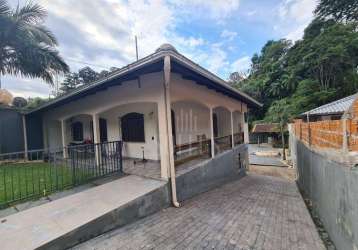 Casa com 3 dormitórios à venda por r$ 730.000,00 - ilha da figueira - jaraguá do sul/sc