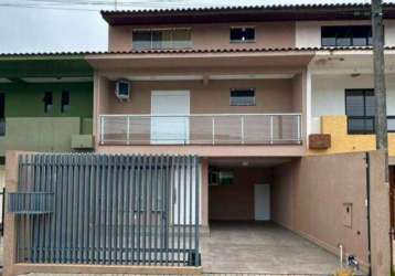 Sobrado triplex com 3 dormitórios à venda, 169 m² por r$ 815.000 - vila bancária - campo largo/pr