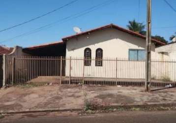 Casa - ituiutaba-mg - av. tiradentes, 541 - vila brasil