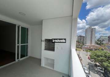 Apartamento com 100 m² e 2 vagas novo no centro