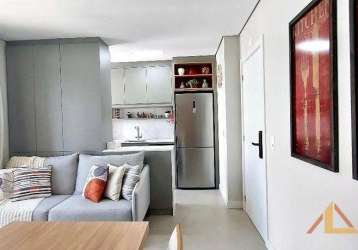 Apartamento à venda novo e mobiliado, com dois quartos na carvoeira, florianópolis/sc.