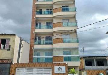 Apartamento de 02 quartos, 02 banheiros e varanda