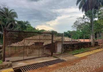 Casa em condomínio fechado com 4 quartos para alugar no quarenta e dois, santa luzia , 1993 m2 por r$ 4.000