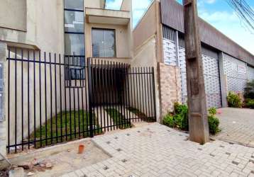 Sobrado 02 quartos com terraço e churrasqueira.(em obras)