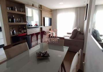 Apartamento com 3 dormitórios à venda, 75 m²