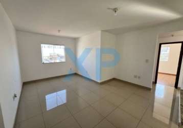 Venda de apartamento no centro de divinópolis-mg: 3 quartos, 1 suíte, 2 salas, 1 banheiro, 2 vagas de garagem, 103m². elevador, armário embutido.