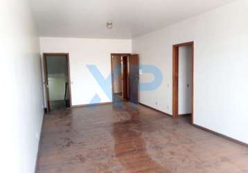 Apartamento residencial com area externa no centro em divinopolis-mg