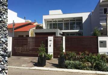 Casa com 2 quartos à venda na rua fernando jorge schneider, 705, hípica, porto alegre por r$ 1.390.000