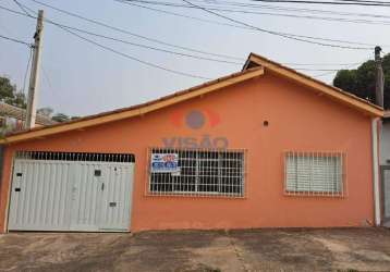 Casa em excelente localização no jardim pau preto