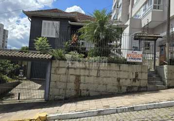 Ótima oportunidade de casa no bairro são francisco, próximo ao centro da cidade.